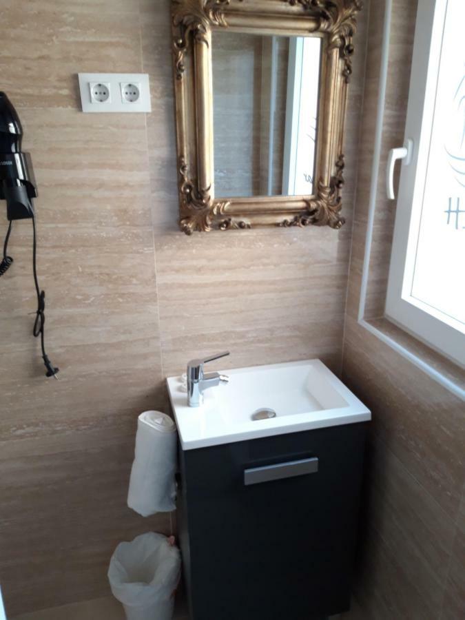 Hotel H.Albar Mieres Mieres  Zewnętrze zdjęcie